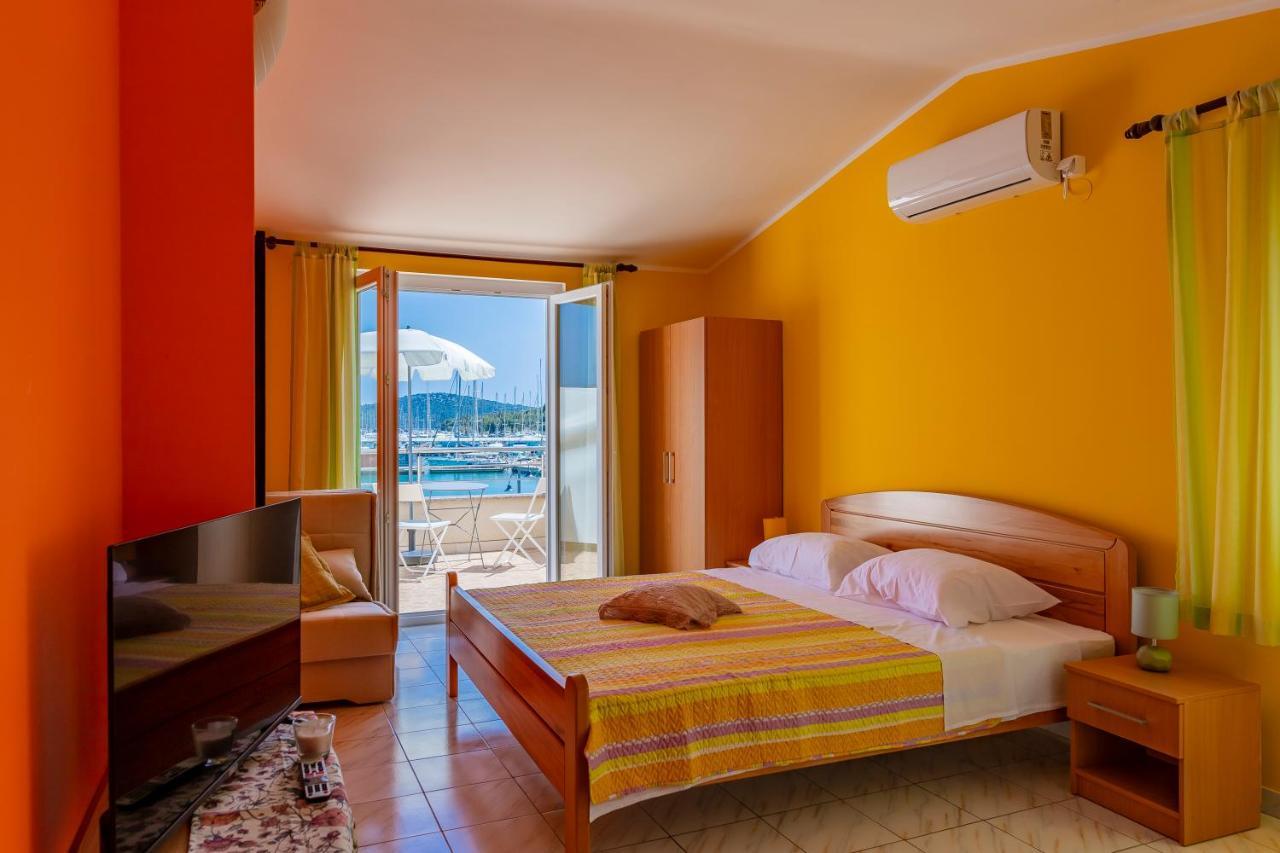 Apartments Mikulic Rogoznica  Zewnętrze zdjęcie